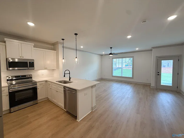 18 Whispering Oaks — Photo 9