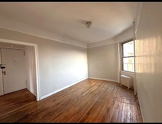 2nd image of 21-78 35th St APT 4