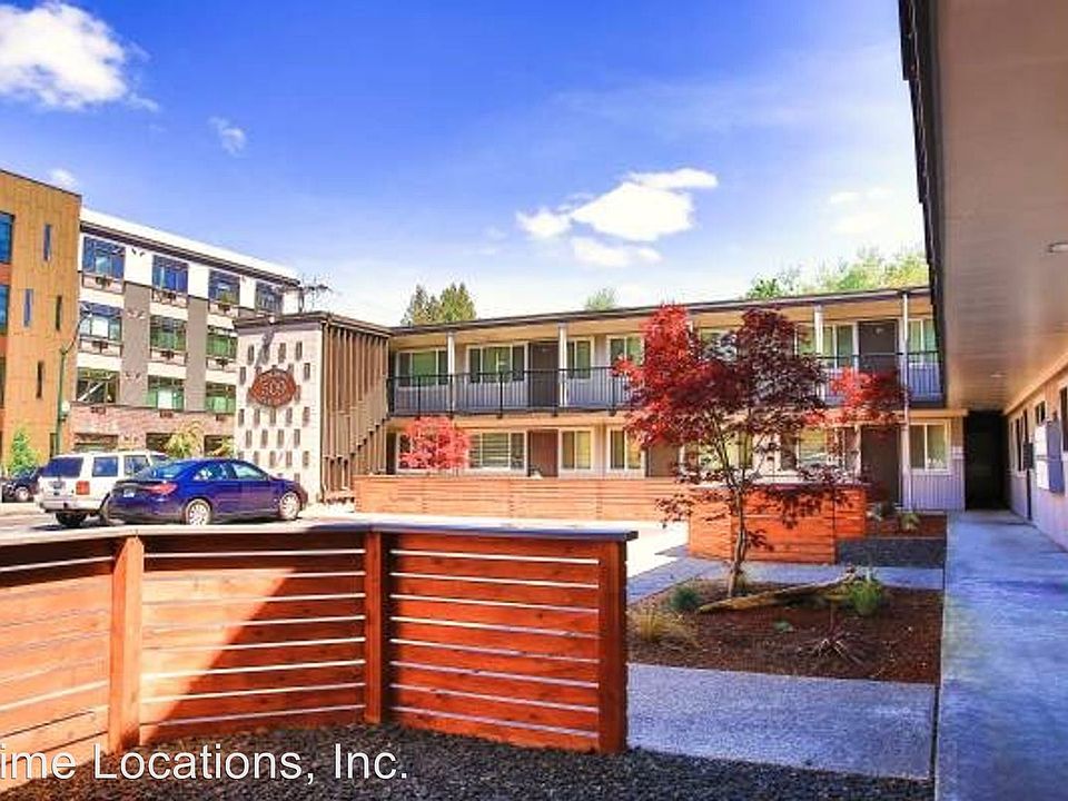 2nd image of 509 12th Ave SE Suite 2