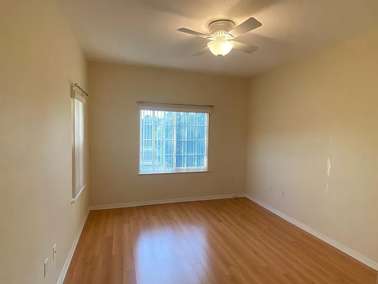 615 Fairway Dr #307 — Photo 6