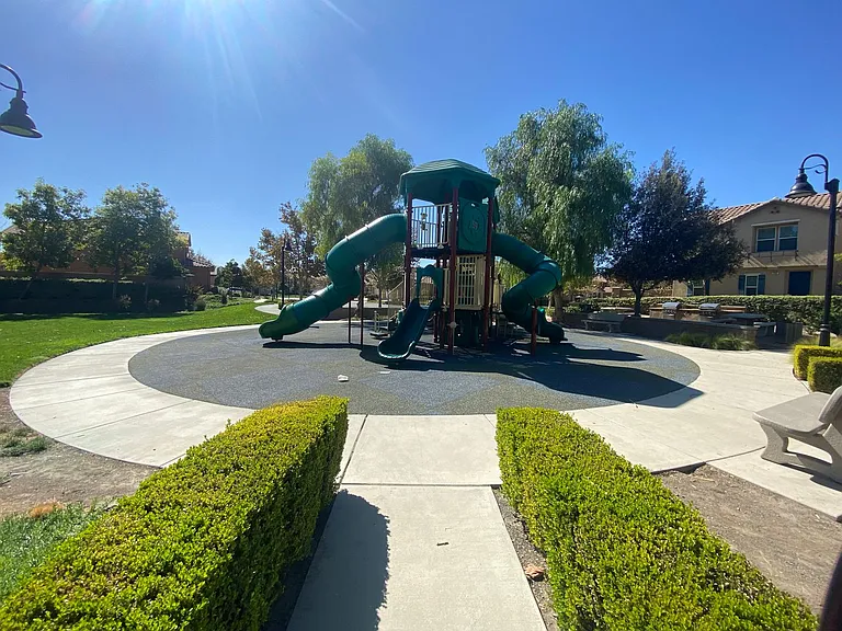 14601 Serenade Dr — Photo 47