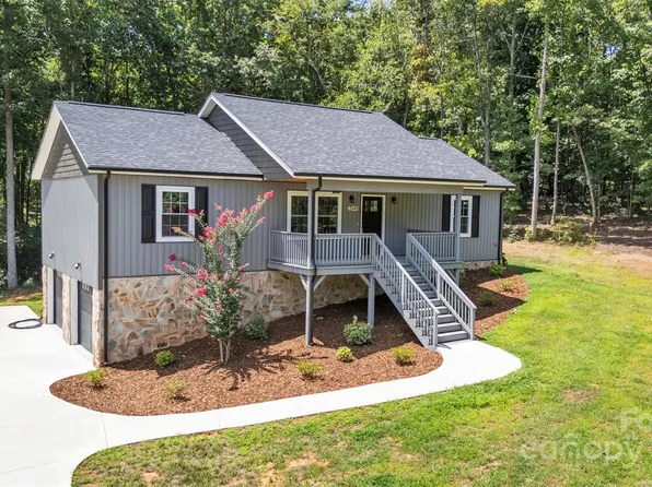 2349 Ellen St #27, Granite Falls, NC 28630