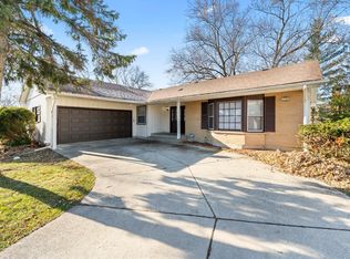 17740 Cedar Ave, Country Club Hills, IL 60478