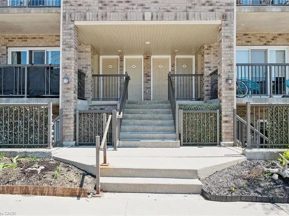 35 Mountford Dr #85, Guelph, ON N1E 0G6