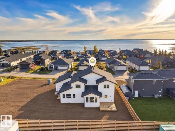 55101 Ste Anne Trl, Lac Ste. Anne County, AB T0E 1A0