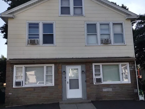 Barnum Terr #193, 193 Barnum Ter #1, Stratford, CT 06614