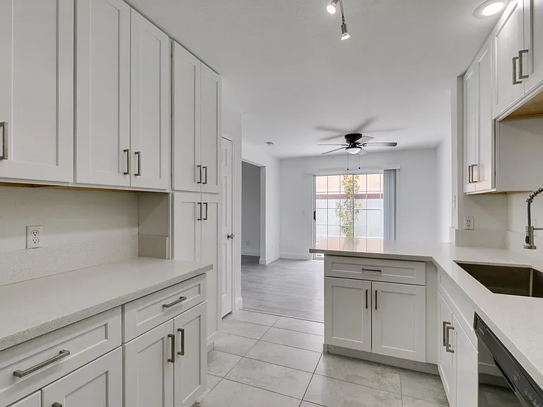 8449 Blue Island Ave — Photo 19