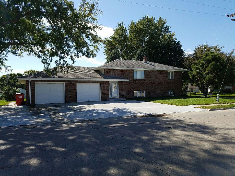 1st image of 211 W Glenmore Dr