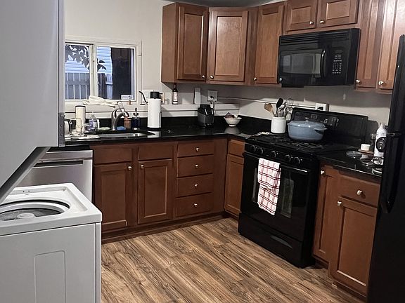 4th image of 38 N Patterson Park Ave #1