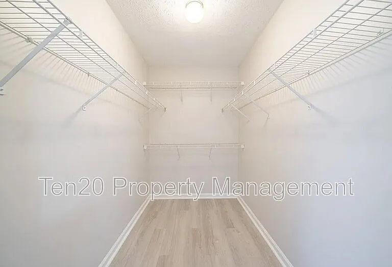 3007 Longmont Ln — Photo 15