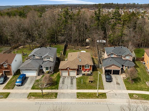 2nd image of 8 Holly Meadow Rd