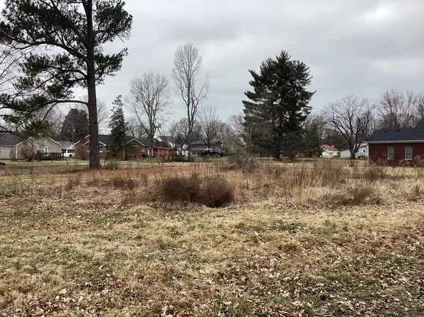 303 Brank St, Greenville, KY 42345