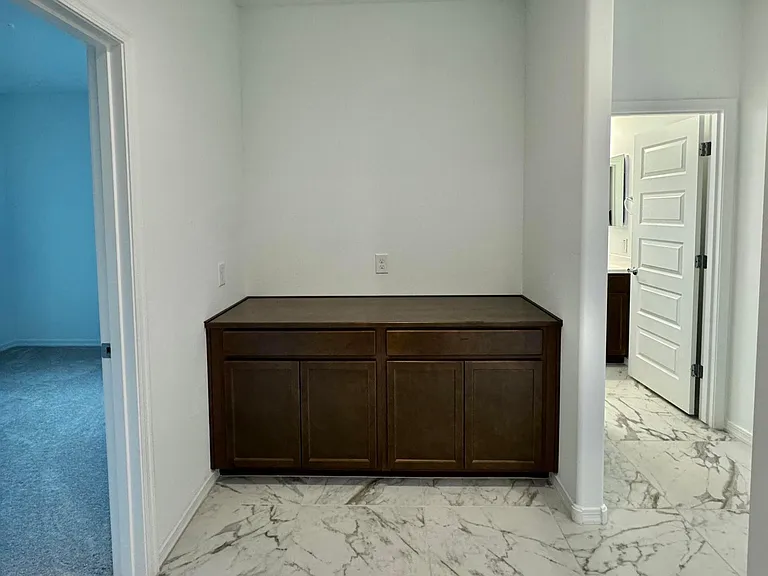 10214 W Indianola Ave — Photo 26