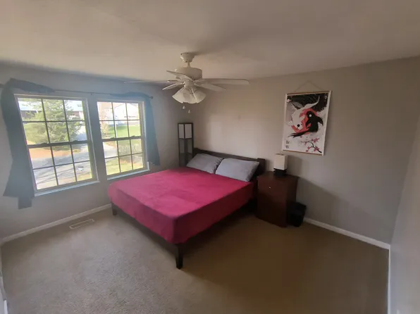 1000 Viking Dr, Knoxville, TN