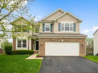 16562 W Watters Dr, Lockport, IL 60441