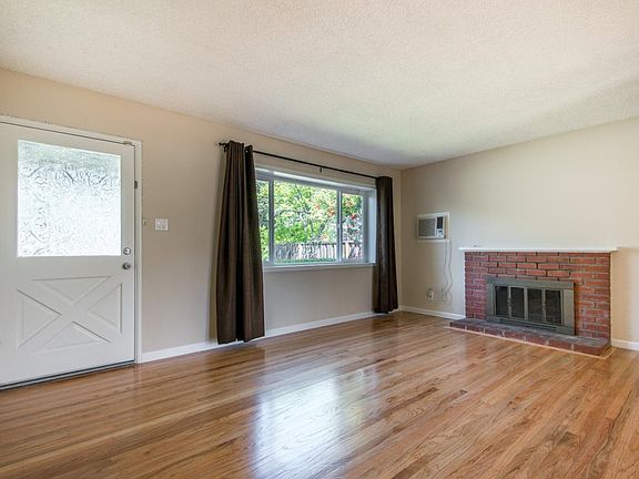 3rd image of 5218 Gallant Fox Ave