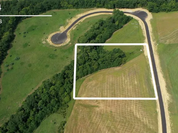 2451 S Point Prairie Rd #14, Foristell, MO 63348