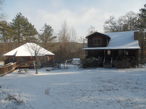 3rd image of 76 Pine Dr