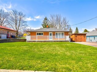 3 Thomas St, Cambridge, ON N3C1L2