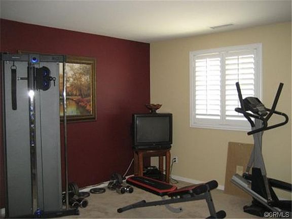 5th image of 8433 Roosevelt Ct