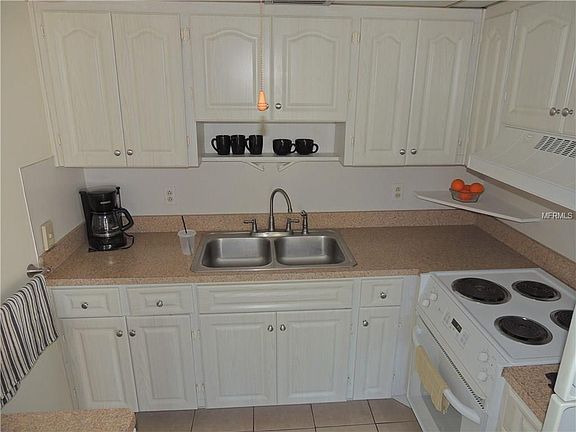 3rd image of 11225 82nd Ave APT 106