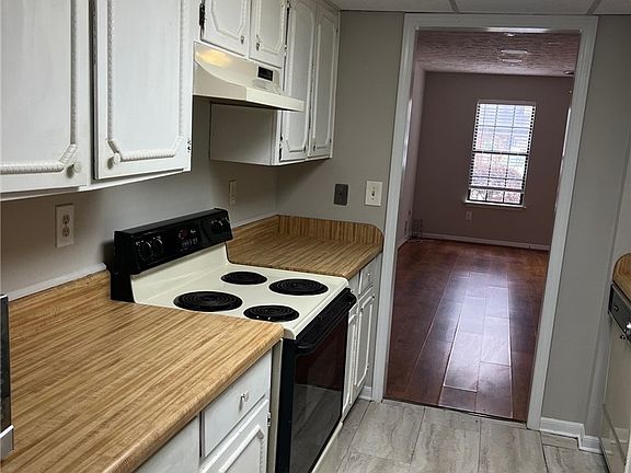 5th image of 470 Huntington Road #5