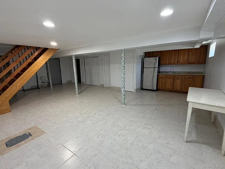42 Rhodes Dr #HOUSE — Photo 14