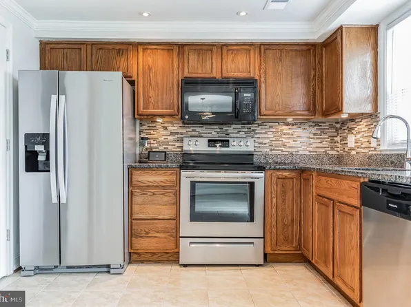 4728 Still Pl, Woodbridge, VA 22193