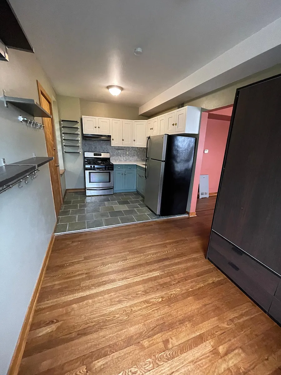 Kitchen and dining room - 476 Prentis St #3