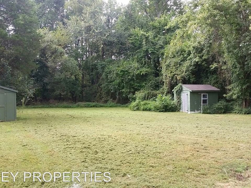 2nd image of 1015 Old Williamsburg Rd
