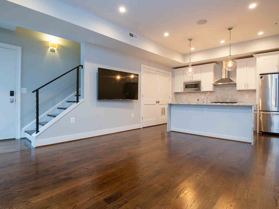 4343 Harrison St NW-1_09122022