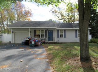 9 Chelsea Sq, Hudson Falls, NY 12839