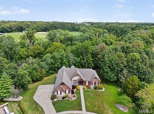 1157 Ironhorse Ct, Wentzville, MO 63385