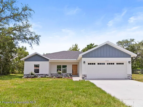 12226 Pitcairn St, Brooksville, FL 34613