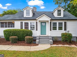 266 Crescent Cir SW, Marietta, GA