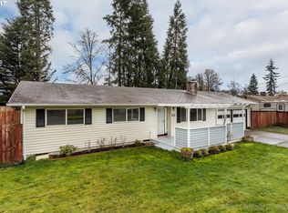 290 Shore Dr, Saint Helens, OR 97051
