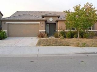 5424 W Pine Ave, Fresno, CA 93722