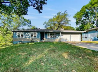 7338 Sycamore Ave, Kansas City, MO 64133