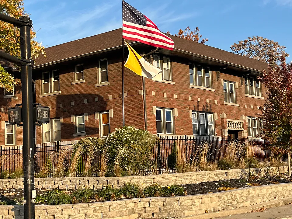 3804 Central Ave #10
