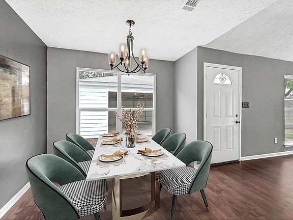 4th image of 10207 Foxrow Ln