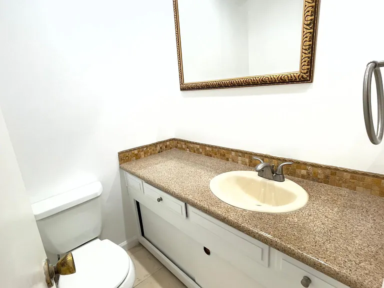 5215 Sepulveda Blvd — Photo 8