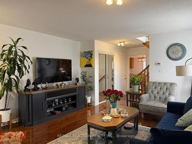 141 Gail Parks Cres — Photo 16