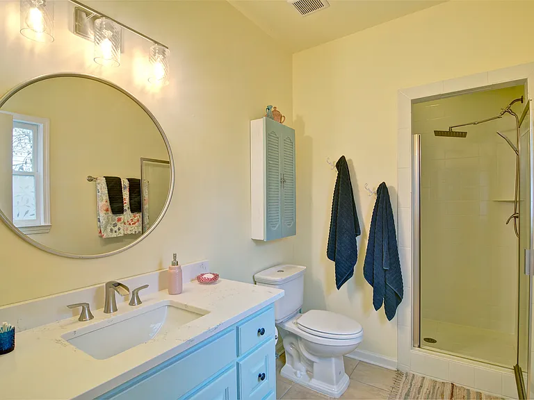 4060 Merritt Dr — Photo 22