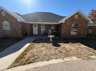 421 Corrine Pl, Carlsbad, NM 88220