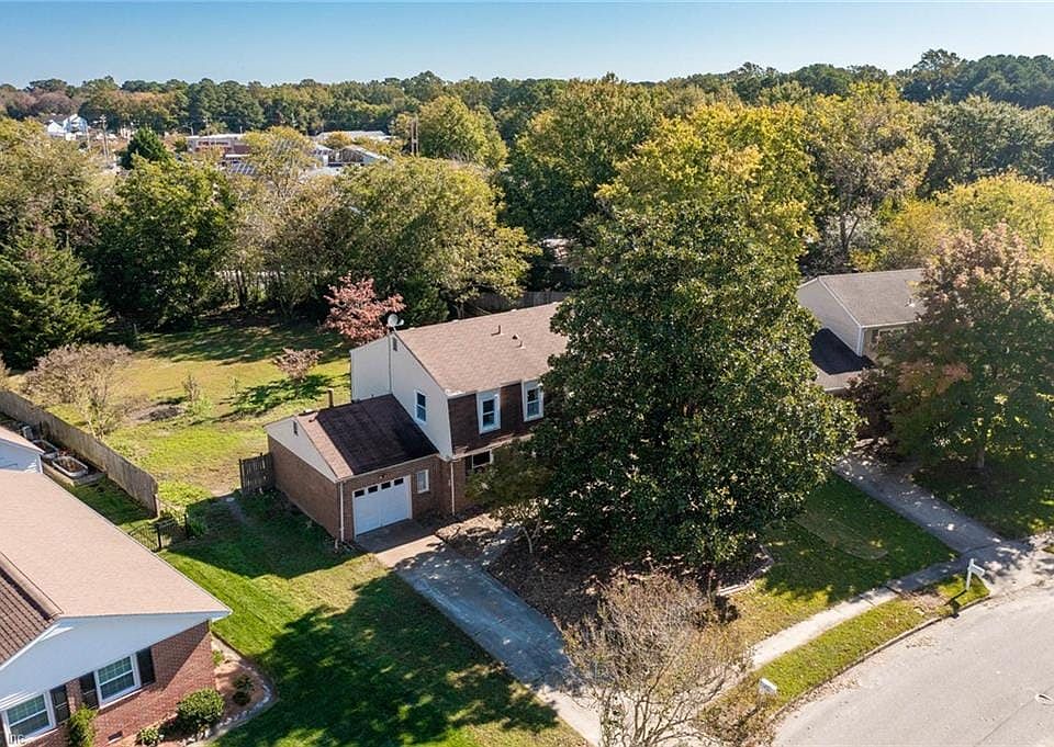 1st image of 2205 Trant Lake Dr