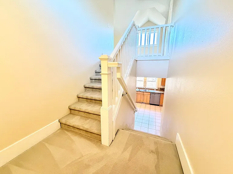 5319 NE 16th Ave — Photo 19
