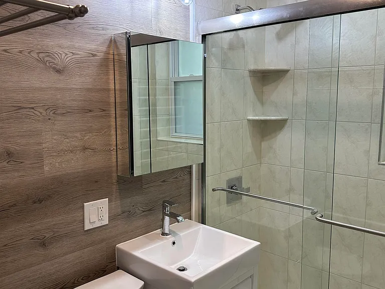 6109 Monroe Pl #3A — Photo 4