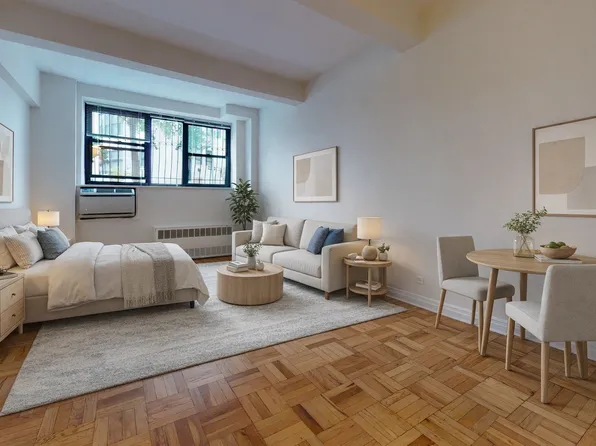 305 West 13th Street image 1 of 10