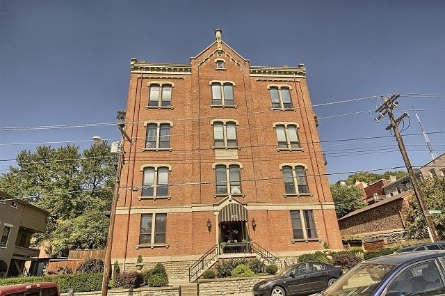 1st image of 412 Liberty Hl Unit 3B