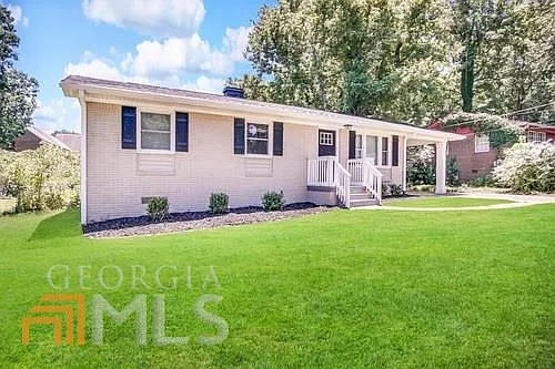 429 Oak Dr SE photo 1
